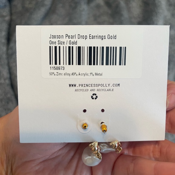 Princess Polly Pearl Drop Earrings - Picture 2 of 2